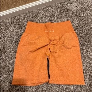 NVGTN booty scrunch seamless shorts